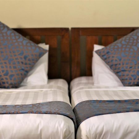 Chamiachi Hotel & Apartments Bamburi Eksteriør billede