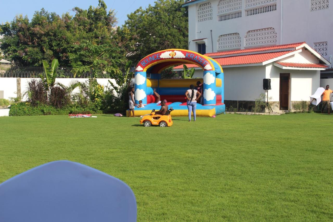 Chamiachi Hotel & Apartments Bamburi Eksteriør billede