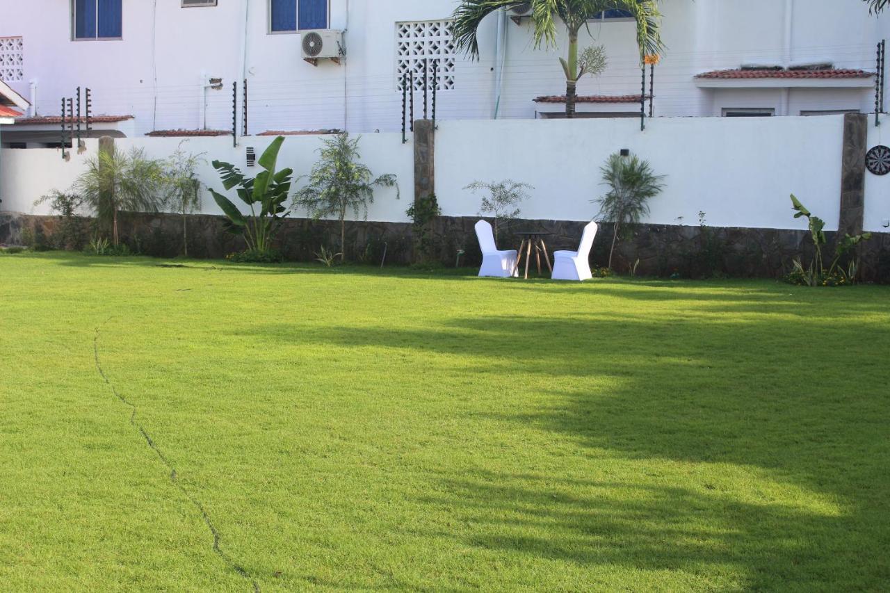 Chamiachi Hotel & Apartments Bamburi Eksteriør billede