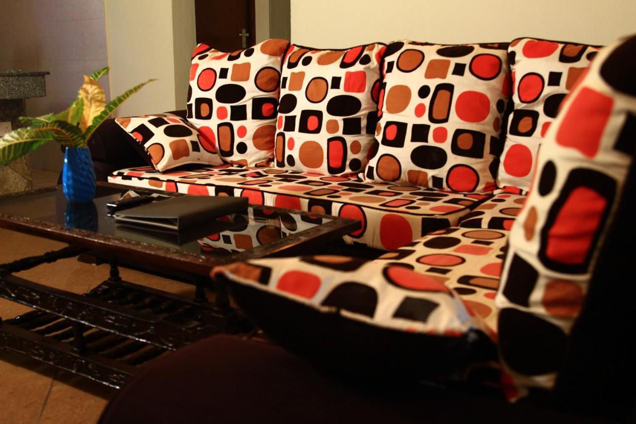 Chamiachi Hotel & Apartments Bamburi Eksteriør billede